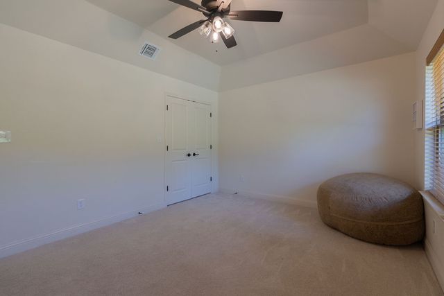 1013 Churchill Lane, Millsap, TX 76066