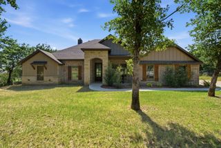 1013 Churchill Lane, Millsap, TX 76066