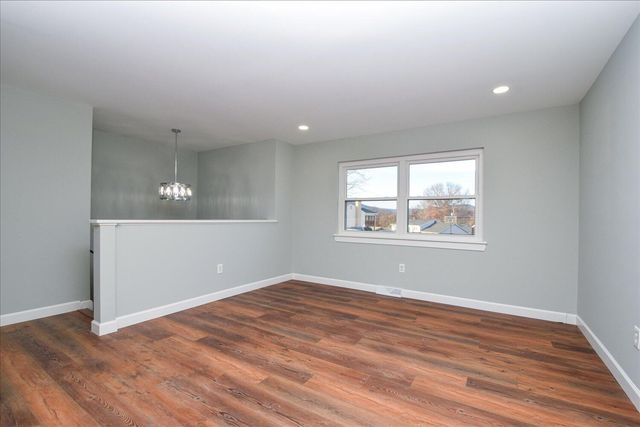 3808 Red Fox DR, Roanoke, VA 24017