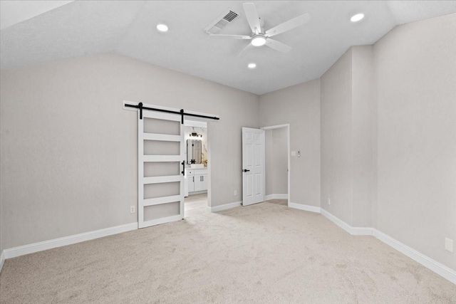 105 Barrington Pointe Court, League City, TX 77573