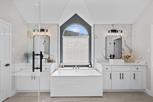 105 Barrington Pointe Court, League City, TX 77573
