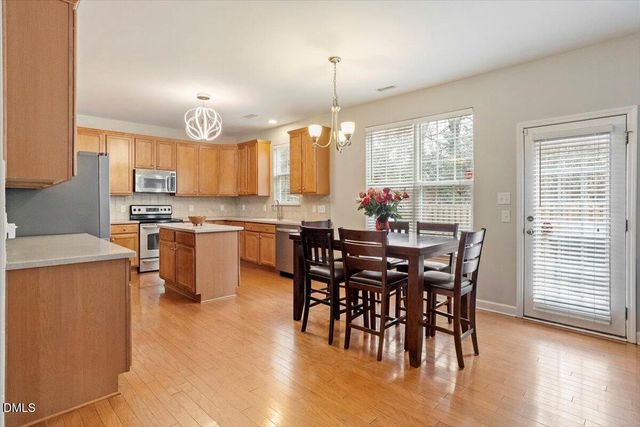 6212 Amber Bluffs Crescent, Raleigh, NC 27616