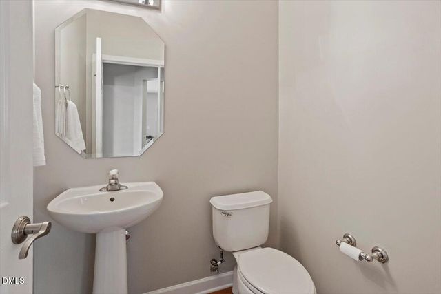 6212 Amber Bluffs Crescent, Raleigh, NC 27616