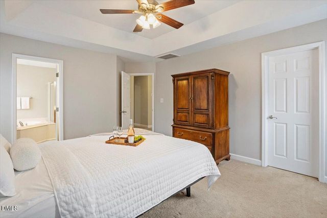 6212 Amber Bluffs Crescent, Raleigh, NC 27616