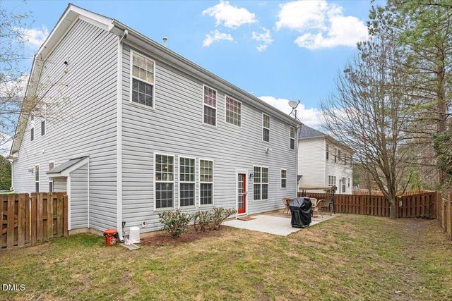 6212 Amber Bluffs Crescent, Raleigh, NC 27616