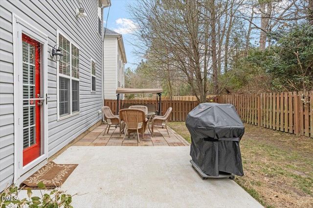 6212 Amber Bluffs Crescent, Raleigh, NC 27616