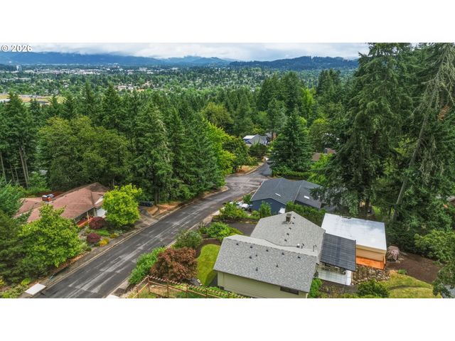 2030 W 29TH Ave, Eugene, OR 97405