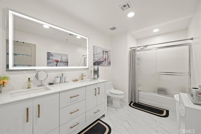17809 Halsted 117, Northridge, CA 91325