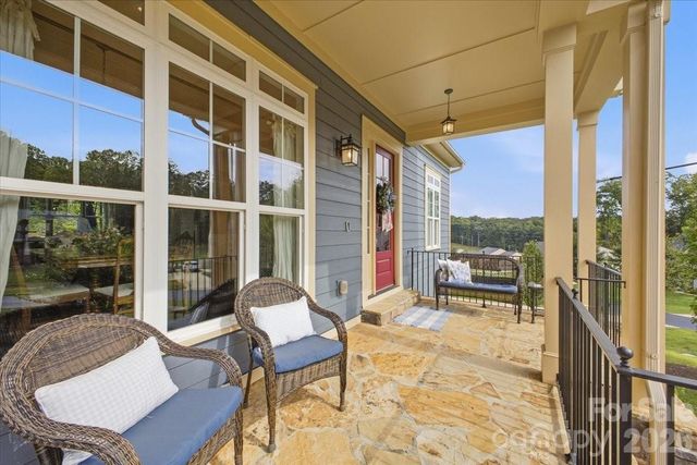 6967 Pin Oaks Drive, Denver, NC 28037