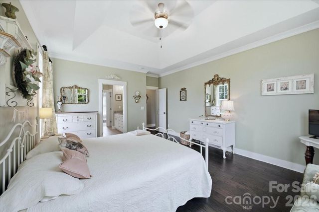 6967 Pin Oaks Drive, Denver, NC 28037