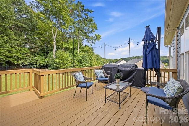 6967 Pin Oaks Drive, Denver, NC 28037