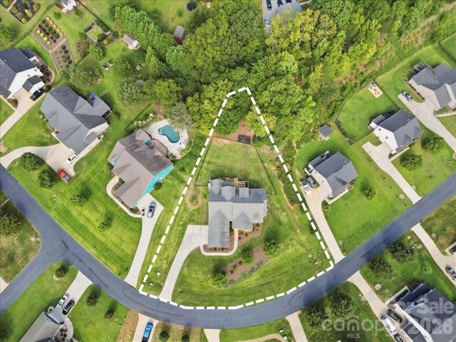 6967 Pin Oaks Drive, Denver, NC 28037