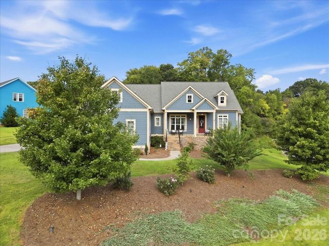 6967 Pin Oaks Drive, Denver, NC 28037