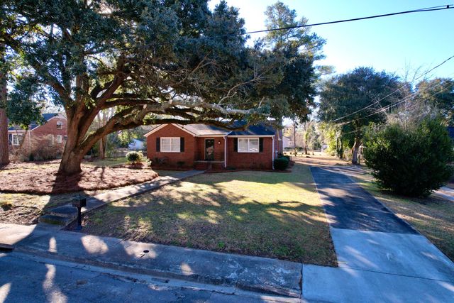 517 Singleton Avenue, Kingstree, SC 29556