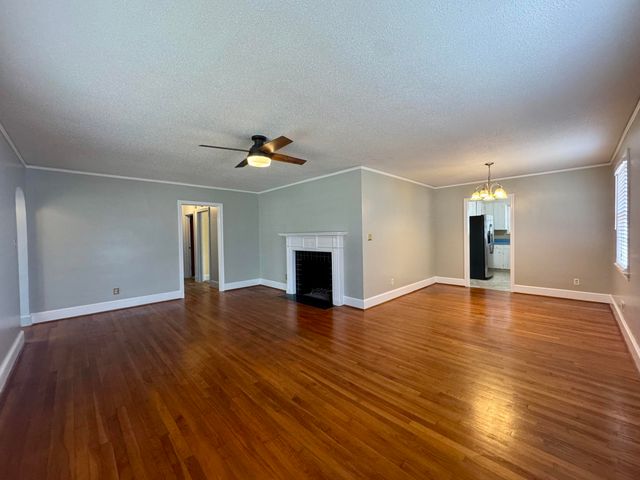 517 Singleton Avenue, Kingstree, SC 29556