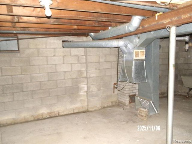 420 Pingree Avenue, Flint, MI 48503