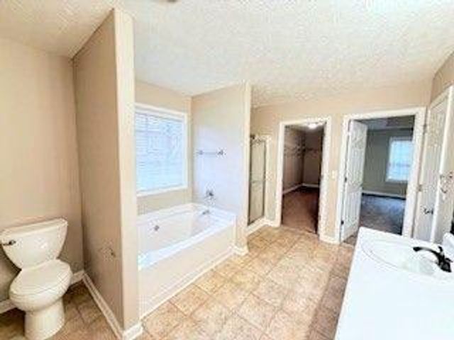 921 ROXEYWOOD Drive, Winder, GA 30680