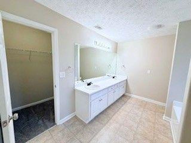 921 ROXEYWOOD Drive, Winder, GA 30680