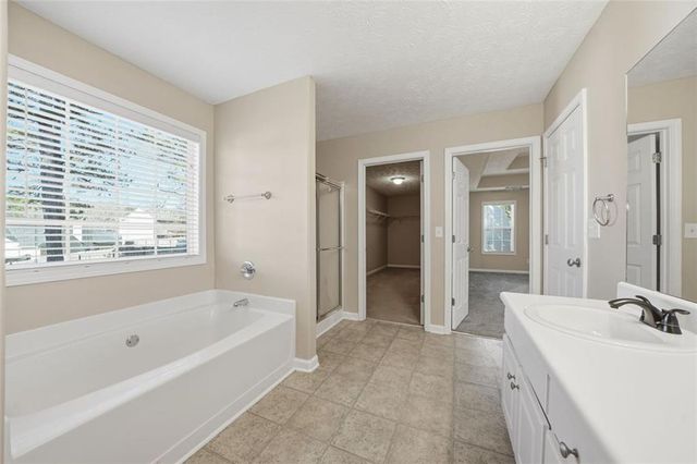 921 ROXEYWOOD Drive, Winder, GA 30680