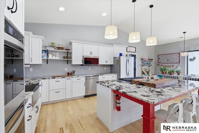 25825 Bennington Road, Valley, NE 68064