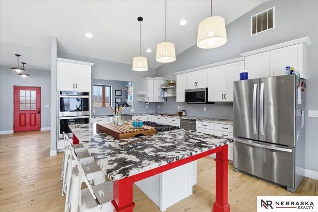 25825 Bennington Road, Valley, NE 68064