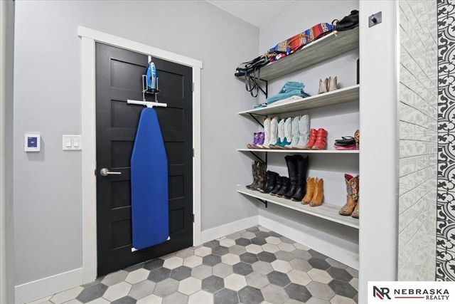 25825 Bennington Road, Valley, NE 68064