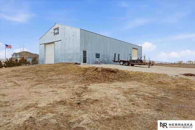 25825 Bennington Road, Valley, NE 68064