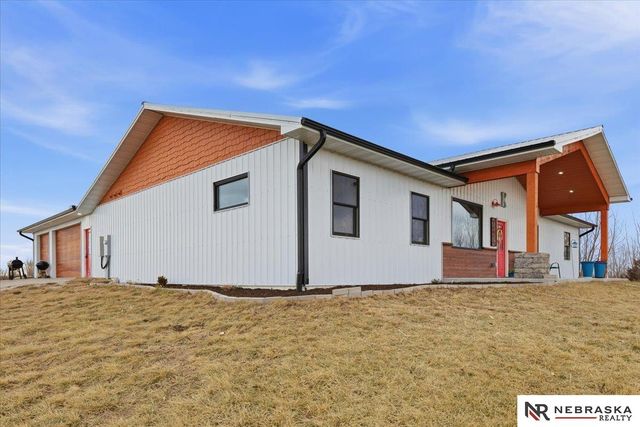 25825 Bennington Road, Valley, NE 68064