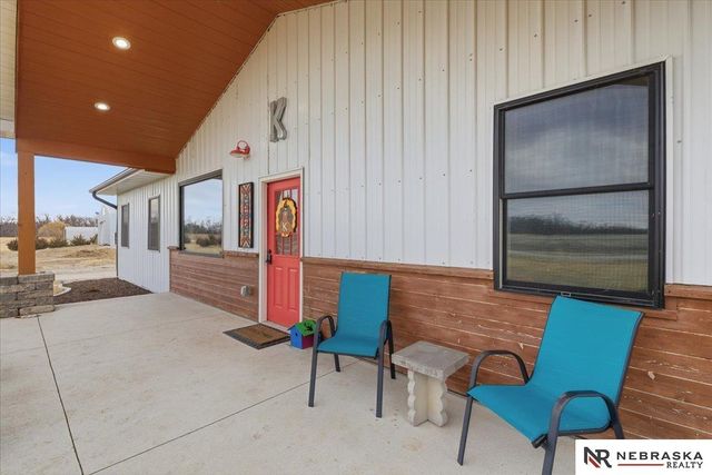 25825 Bennington Road, Valley, NE 68064