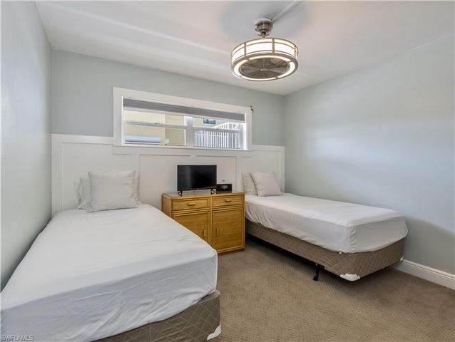 1100 8th AVE S 204A, Naples, FL 34102
