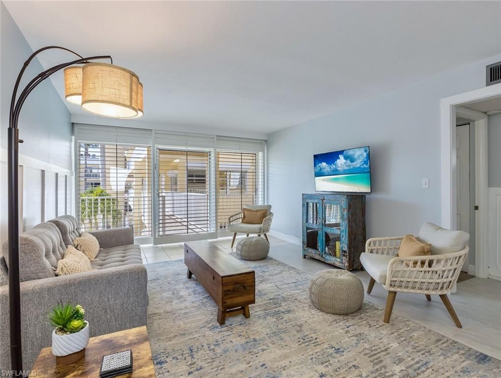 1100 8th AVE S 204A, NAPLES, FL 34102 — photo 3