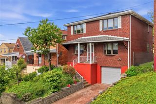 4251 Lydia St, Greenfield, PA 15207