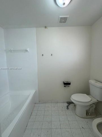 9424 SW 154th Ct, Miami, FL 33196