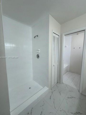 9424 SW 154th Ct, Miami, FL 33196