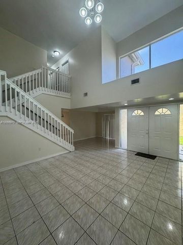9424 SW 154th Ct, Miami, FL 33196