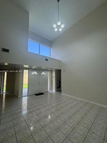 9424 SW 154th Ct, Miami, FL 33196