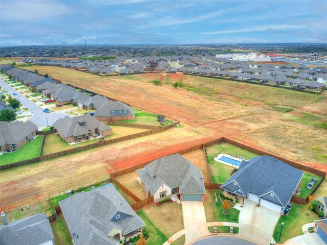 3428 NW 186th Street, Edmond, OK 73012