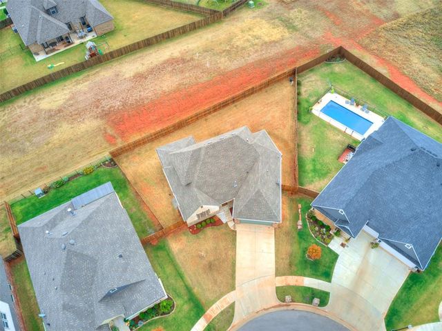 3428 NW 186th Street, Edmond, OK 73012