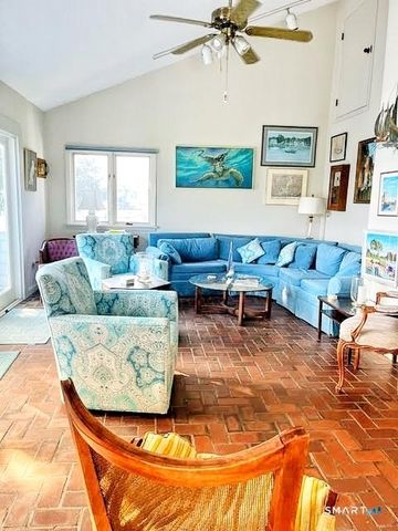24 Nauyaug Point Road, Stonington, CT 06355
