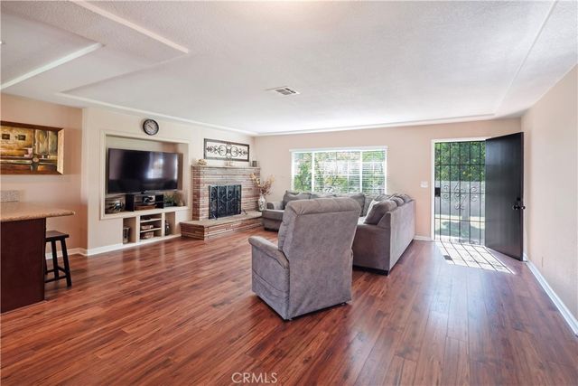 11665 Valverda, Riverside, CA 92505