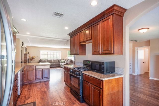 11665 Valverda, Riverside, CA 92505