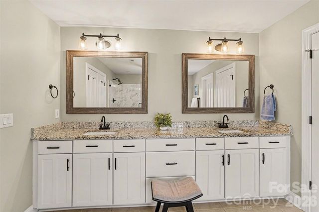 6104 Pumpernickel Lane, Wesley Chapel, NC 28110