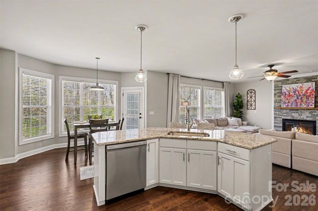 6104 Pumpernickel Lane, Wesley Chapel, NC 28110