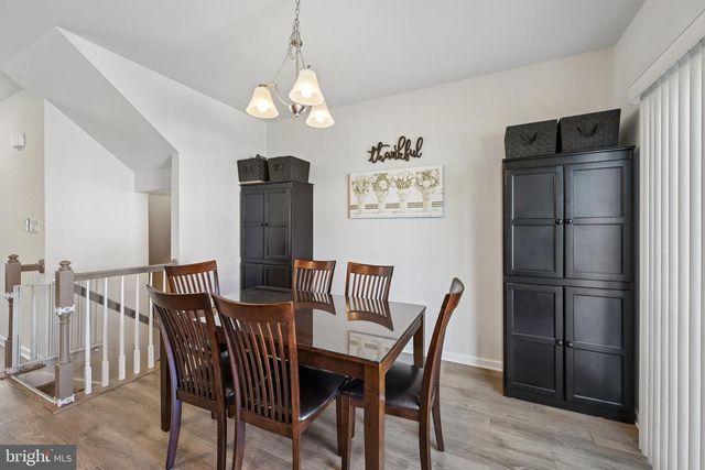 179 VILLAGE GREEN LN, Sicklerville, NJ 08081