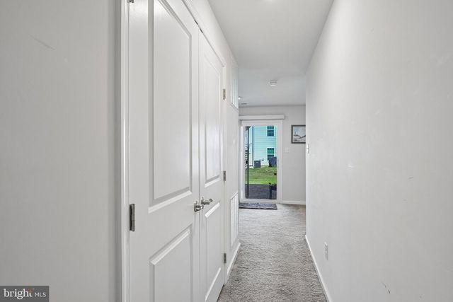 179 VILLAGE GREEN LN, Sicklerville, NJ 08081