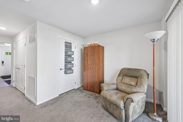 179 VILLAGE GREEN LN, Sicklerville, NJ 08081