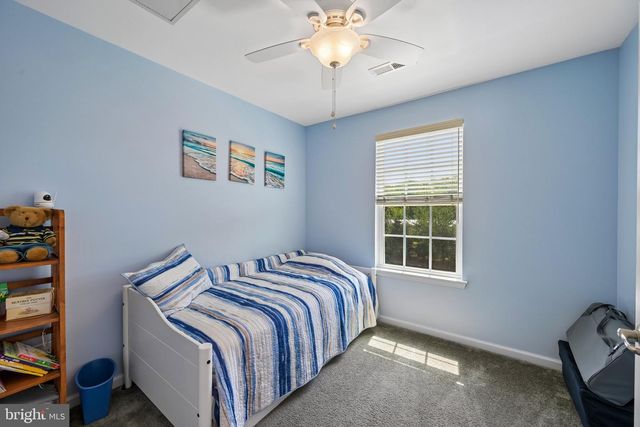 179 VILLAGE GREEN LN, Sicklerville, NJ 08081