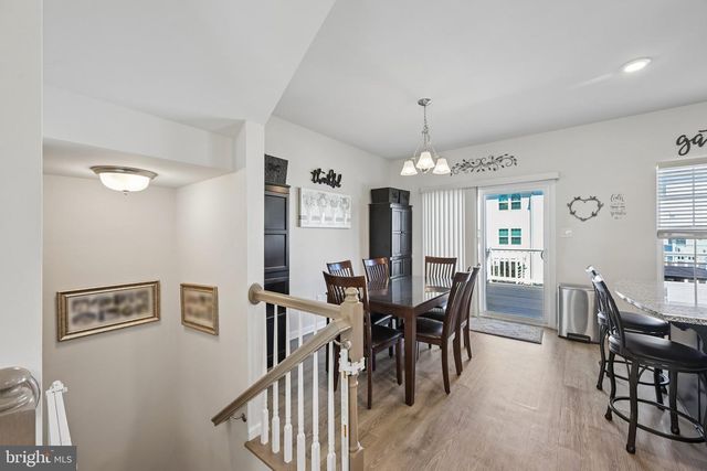 179 VILLAGE GREEN LN, Sicklerville, NJ 08081