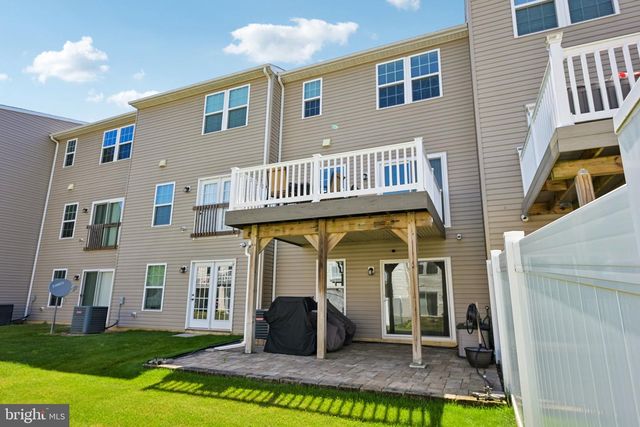 179 VILLAGE GREEN LN, Sicklerville, NJ 08081