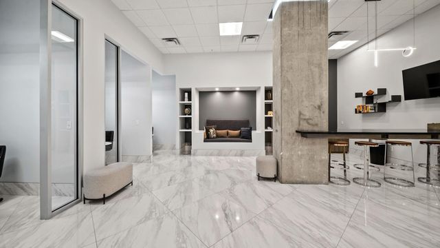 5925 Almeda Road 11708, Houston, TX 77004
